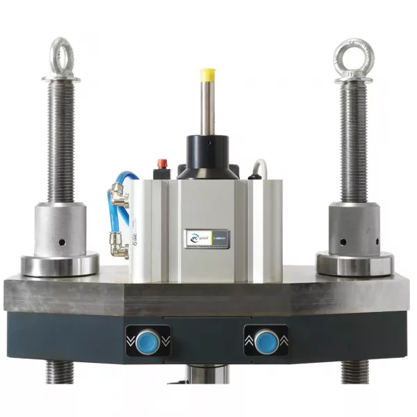 Servo-Pneumatic Universal Testing Machine UTM, 16 kN cap.